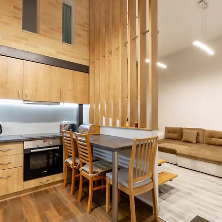 Cs6 Csengery Budapešť