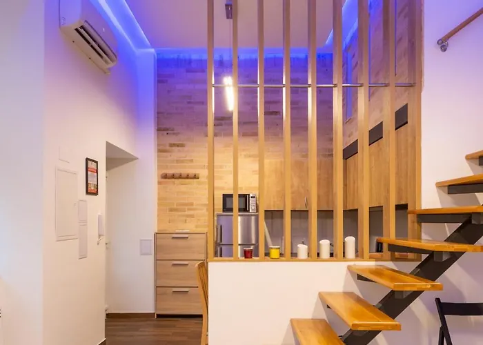 Cs6 Csengery * بودابست